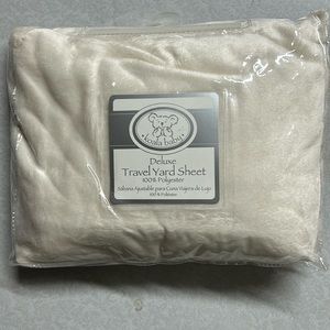 NWOT Koala Baby Deluxe Travel Yard Sheet